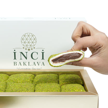 Pistachio-Coated Chocolate-Filled Turkish Delight – A Gourmet Fusion